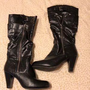 Guess boots